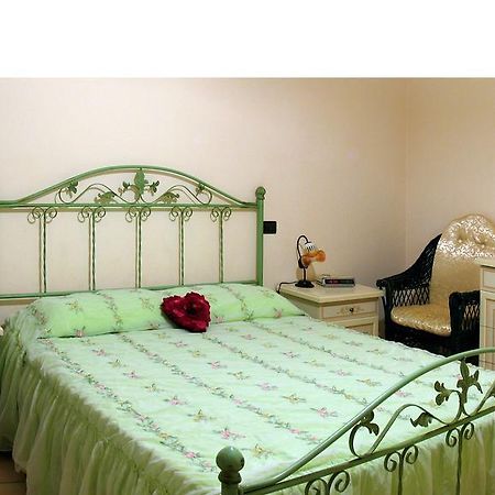 Il Centro Storico Apartment Posta Fibreno Стая снимка